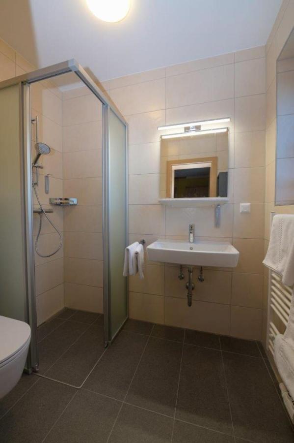 Hotel Haus Miriam Sankt Lorenzen ob Murau Exterior foto